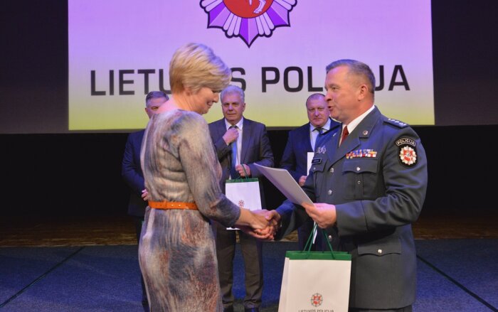 Padėka Utenos apylinkės teismo pirmininkei I.Vapsvienei