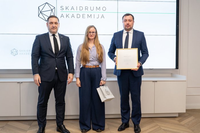 Utenos aplinkės teismui įteiktas „Skaidrumo akademijos“ sertifikatas
